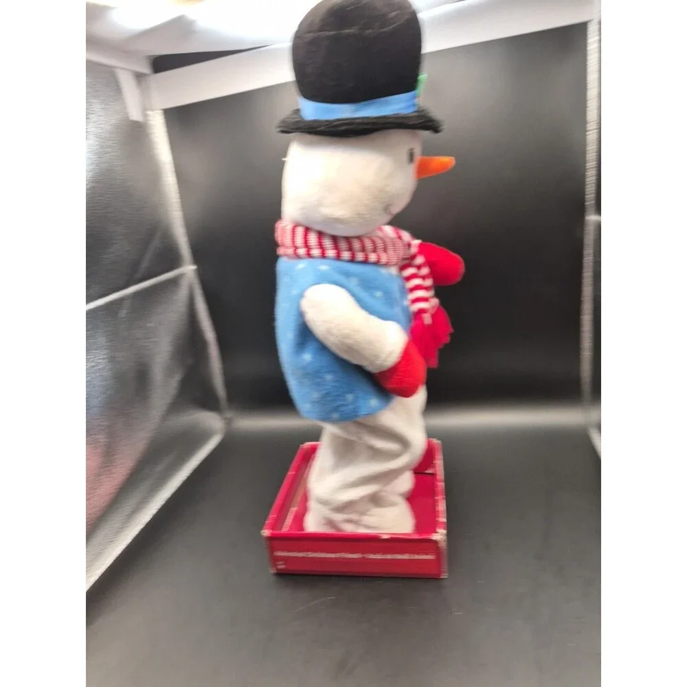 NEW-Gemmy Animated Dancing Snowman Sings 